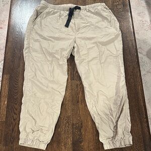 Mens EMS Pinnacle Performance Lightweight hiking pants (mint, like new)